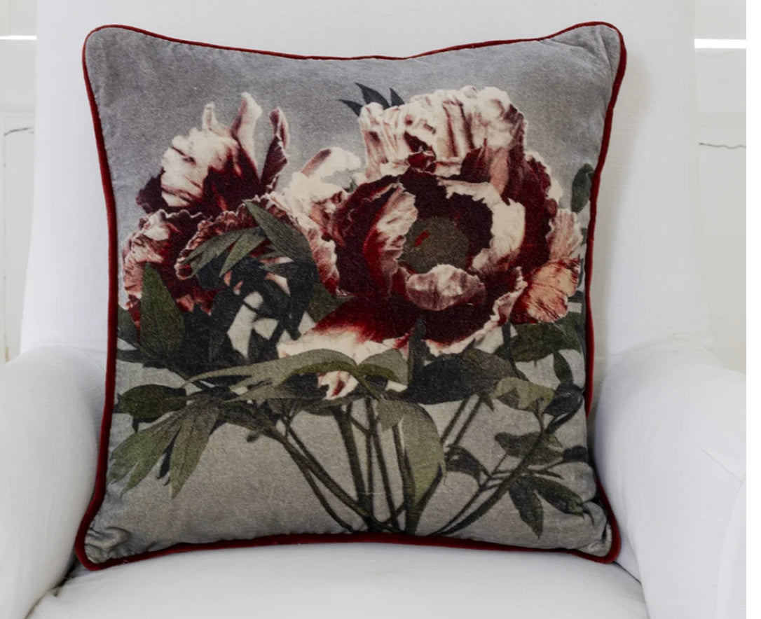 Peonia Velvet Cushion